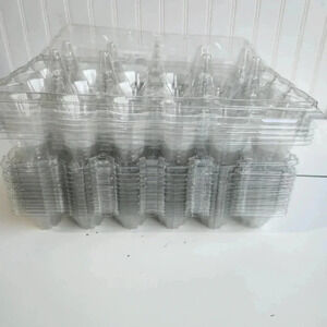 LOT OF 31 - 16 Count (16 Eggs) Grade A Large Egg Clear Egg Cartons